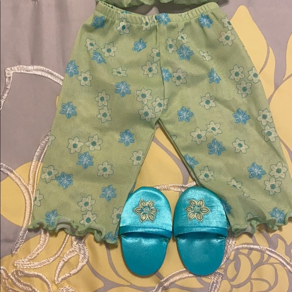 American girl PJs - Picture 4 of 6